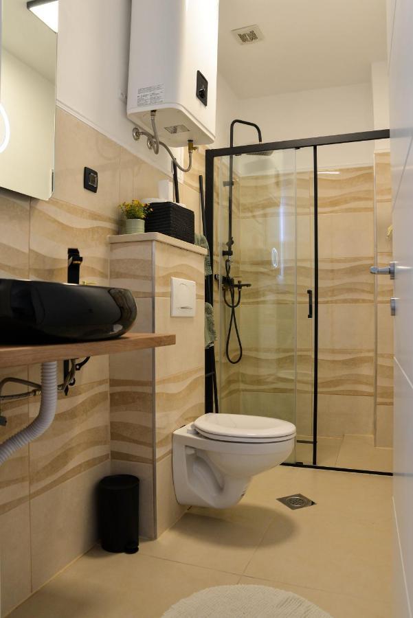 Apartman Nina 3 Zara Esterno foto